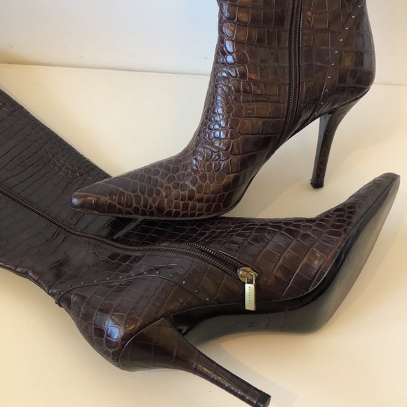 Burberry crocodile heeled boots AUTHENTIC - Picture 7 of 9
